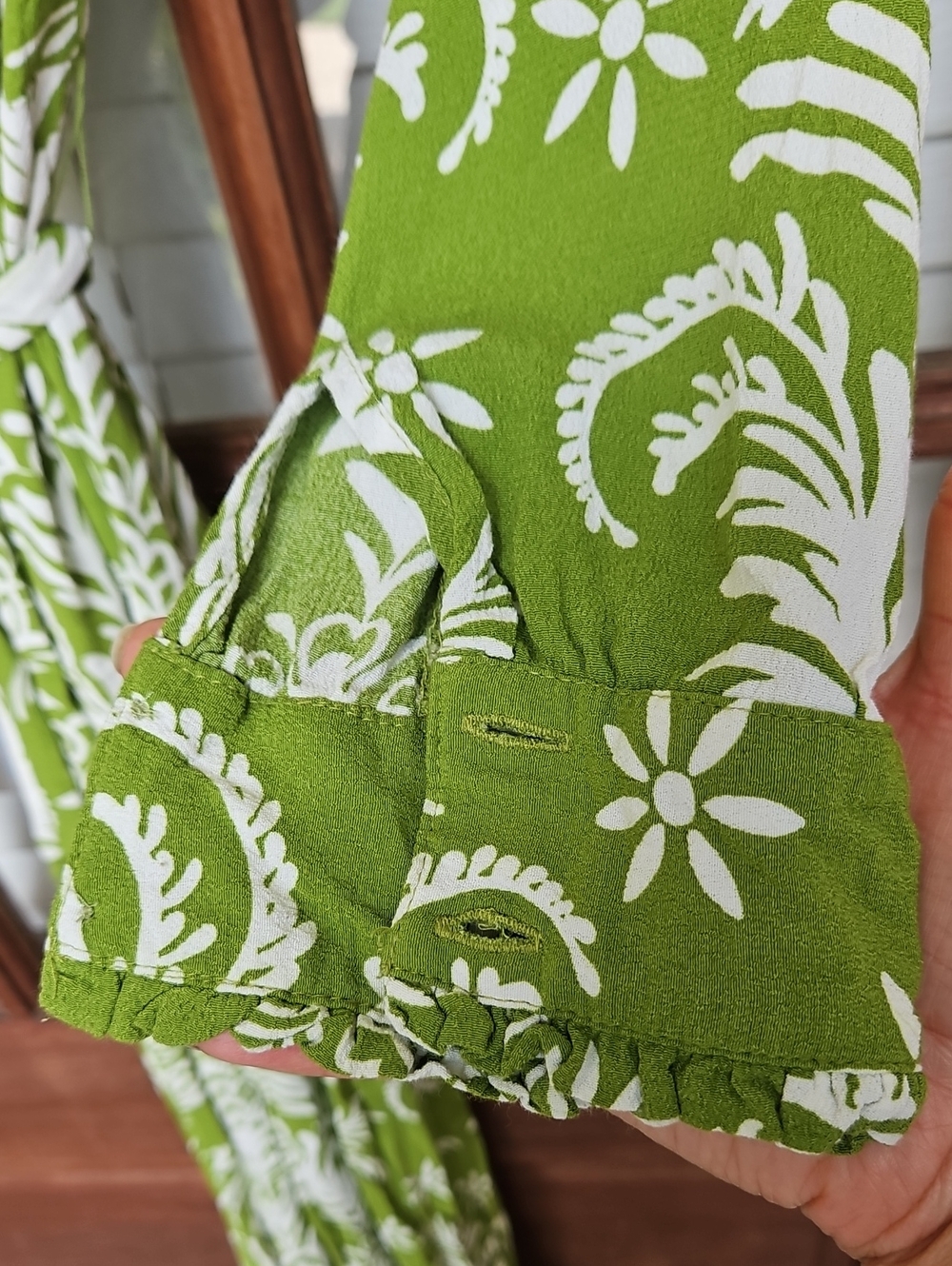 Zara Lilou Vacation Coastal Belted Midi Floral Green Resort Long Sleeve Dress - Picture 7 of 8
